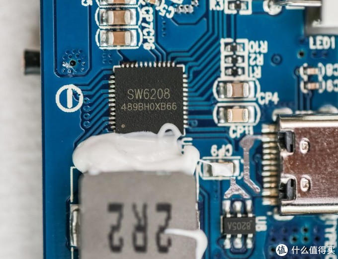 沐鸣220000mAh SCP双向快充充电宝拆解，真材实料！